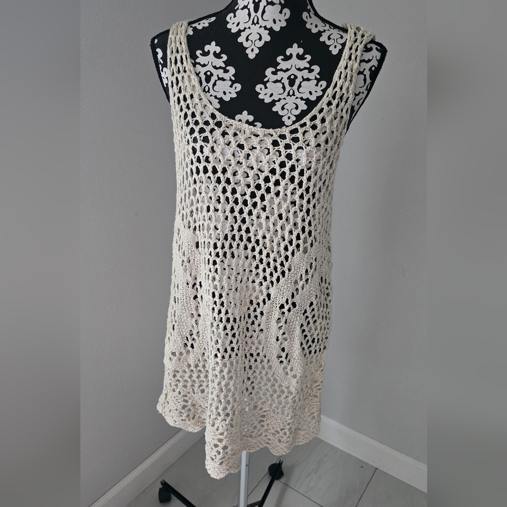 Chelsea & Theodore Crochet Sweater Size M